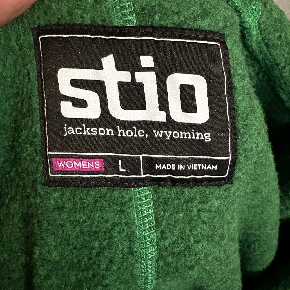 Stio Women's Green Fleece Jacket - Picture 6 of 9
